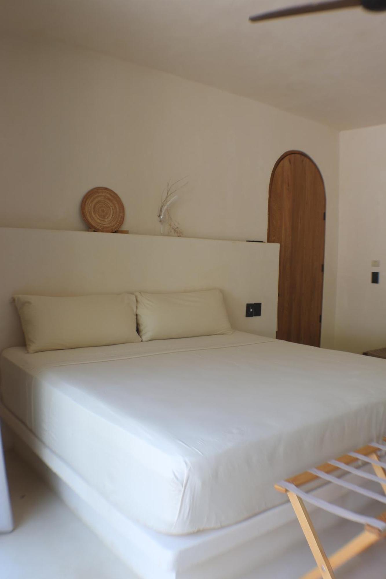 Hotel Casa Hood By The Sea Isla Holbox Exterior foto